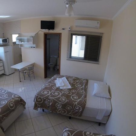 Aries Apart Hotel Бауру Екстер'єр фото