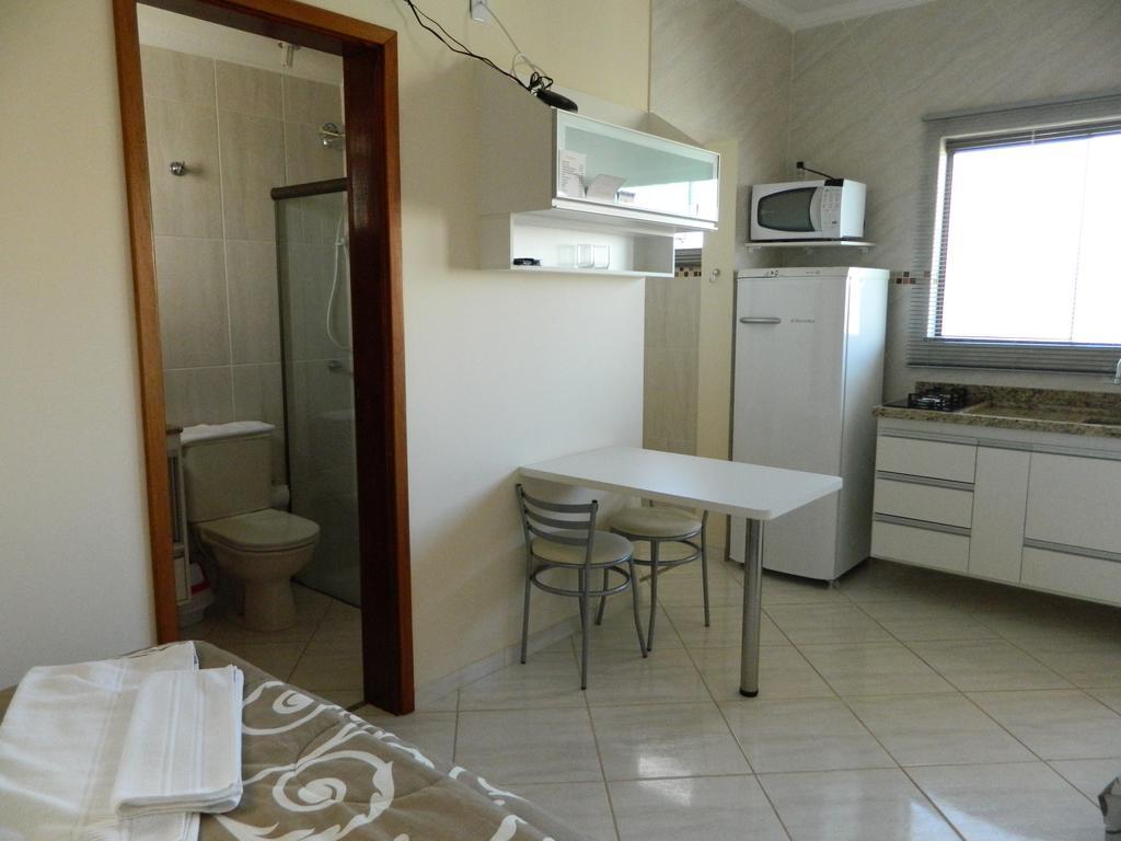 Aries Apart Hotel Бауру Екстер'єр фото